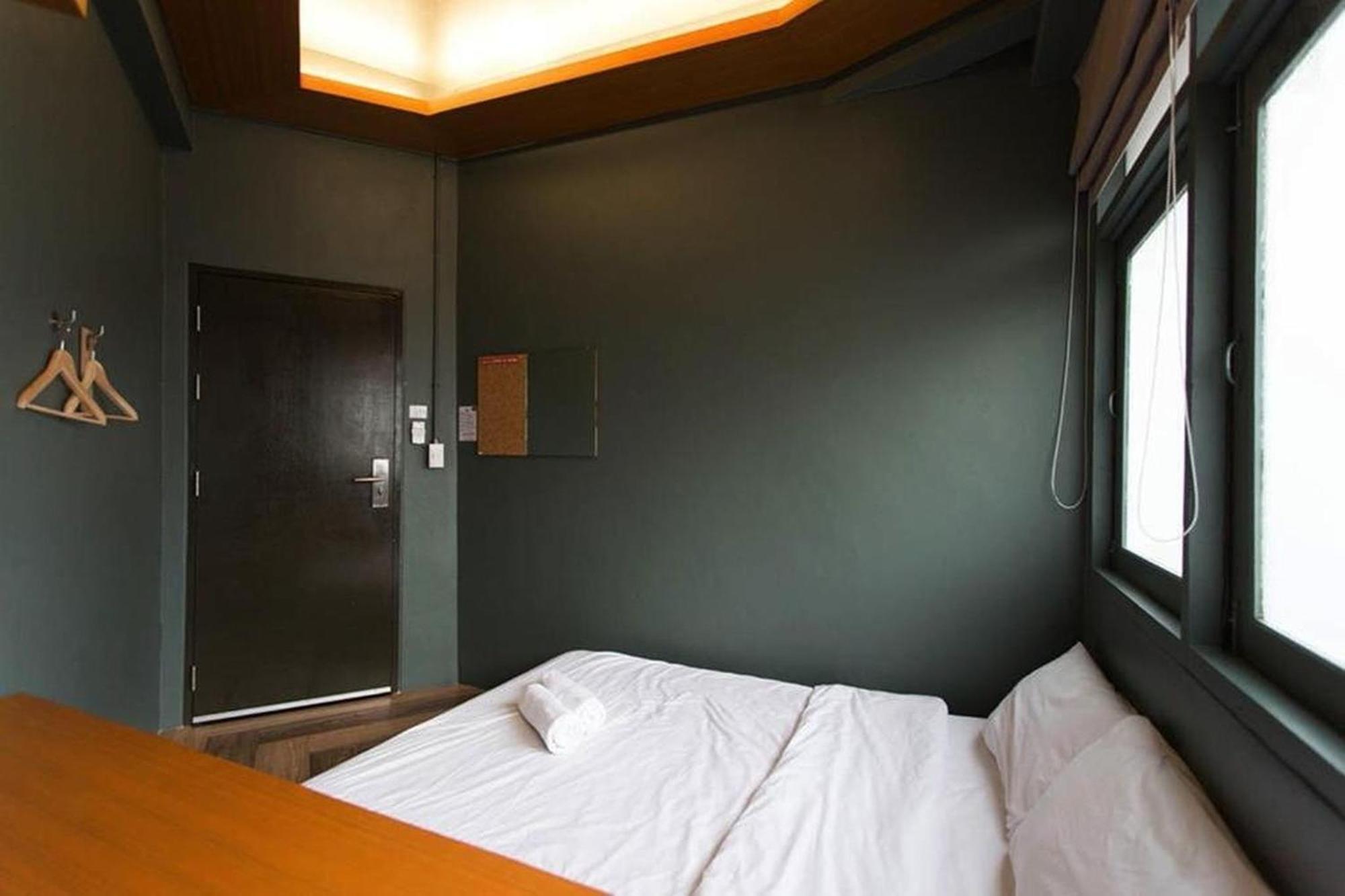 Loftel 22 Hostel Bangkok Exterior foto